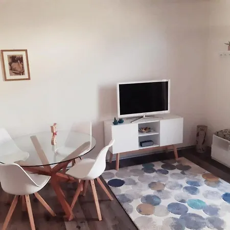 Kinghouse Apartamento Domodossola